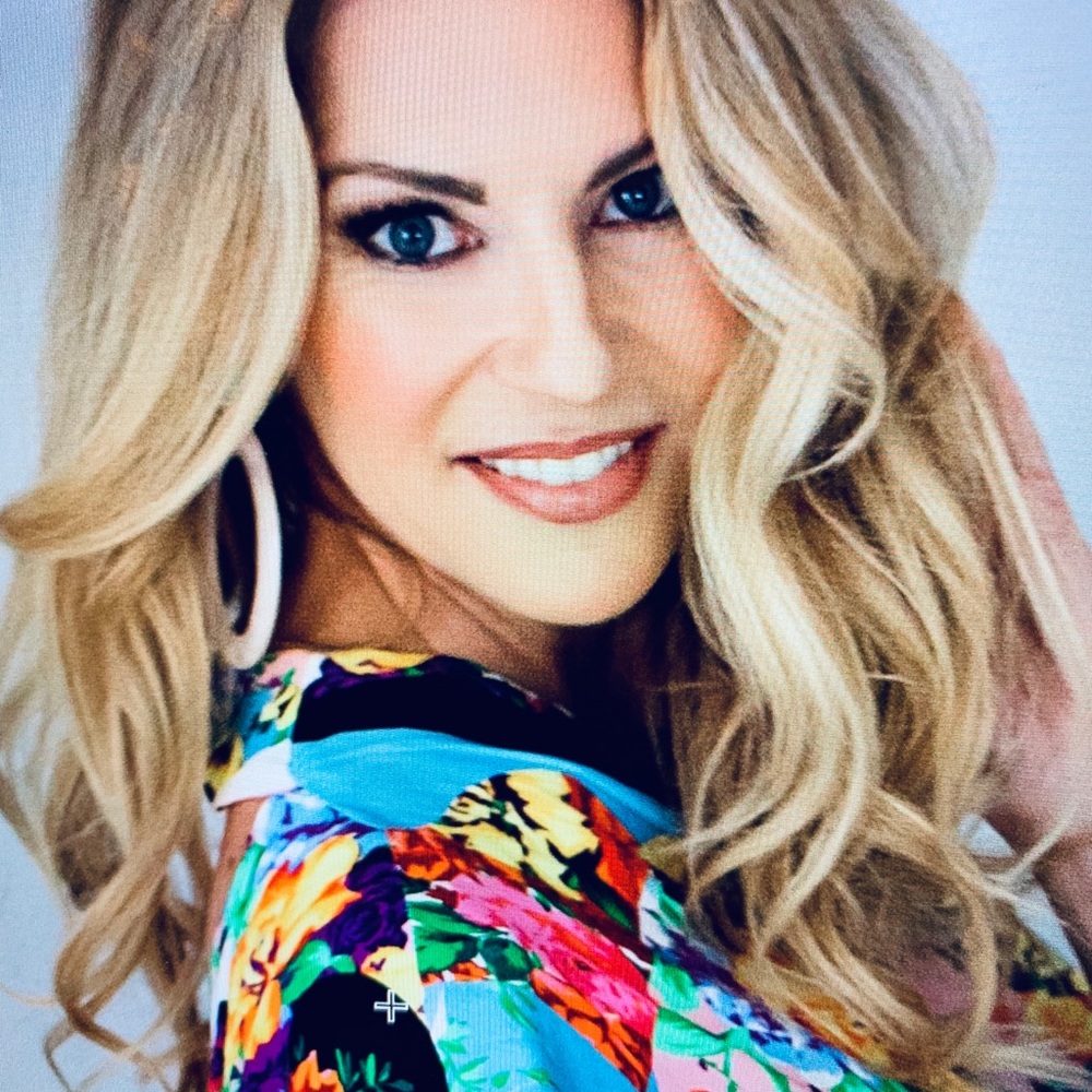 Meet your Posher, Regina